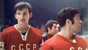 Его признали гением в СССР, но все мог испортить родной отец! Он не хотел, чтобы великий Третьяк стал хоккеистом
