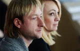 «Дойдем до Госдумы». Адвокат рассказал, что Плющенко и Рудковская из-за слухов о болезни сына не спали всю ночь