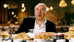 Посмотрела премьеру сериала «Беспринципные в Питере»: сменили формат, сюжет и переехали с Патриков — поможет?