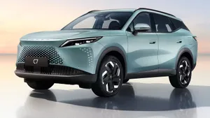 Стали известны цены на Omoda C7: сколько просят за старшую сестру популярной Omoda C5