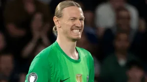 «Его обучил Путин!» Сафонов разнес французского журналиста за неудобный вопрос: фанаты «ПСЖ» в восторге от ответов