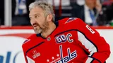 Видео: Овечкин прилетел в Россию из США