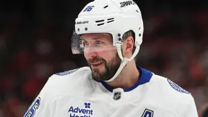 Америку ошеломил фантастический матч русского гения! Кучеров оформил покер из пасов, обогнав великого Могильного