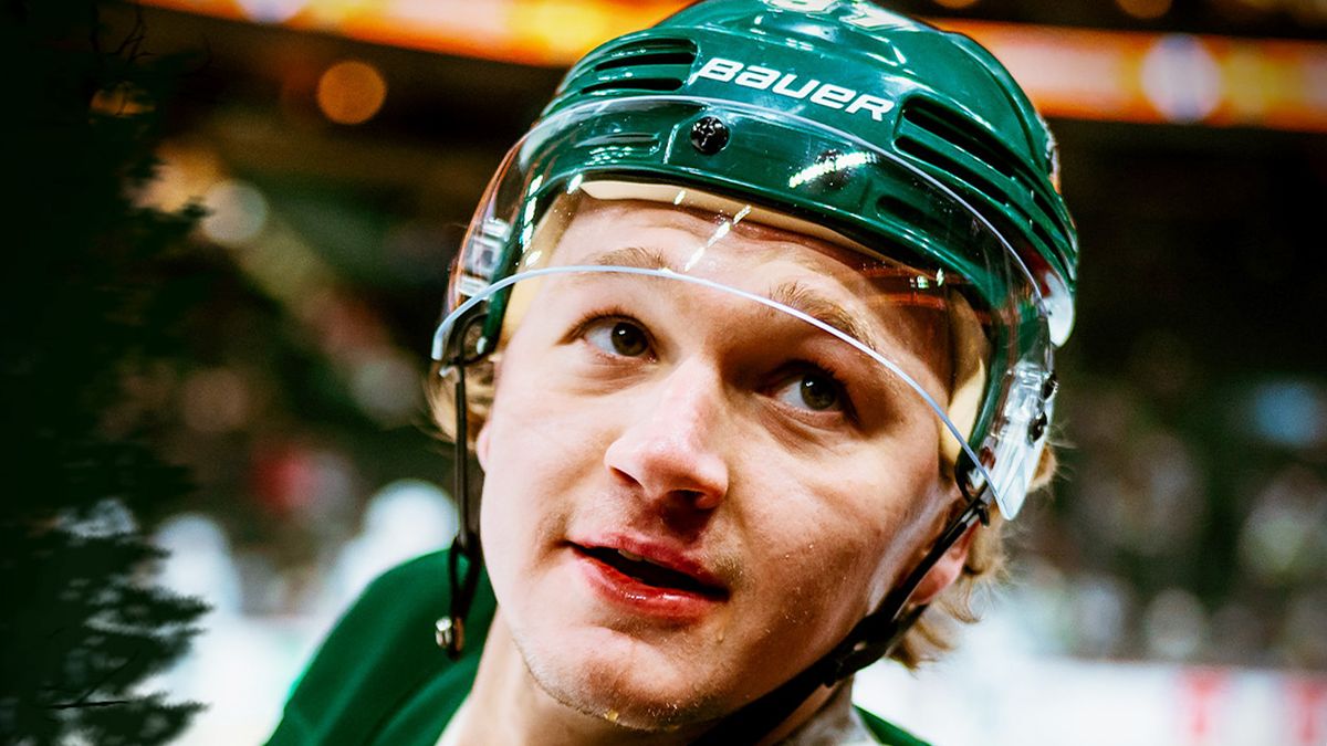 Капризов признан первой звездой матча с «Виннипегом»