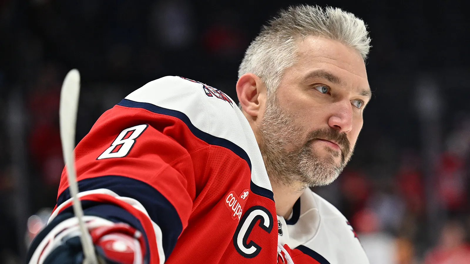 Александр Овечкин на льду