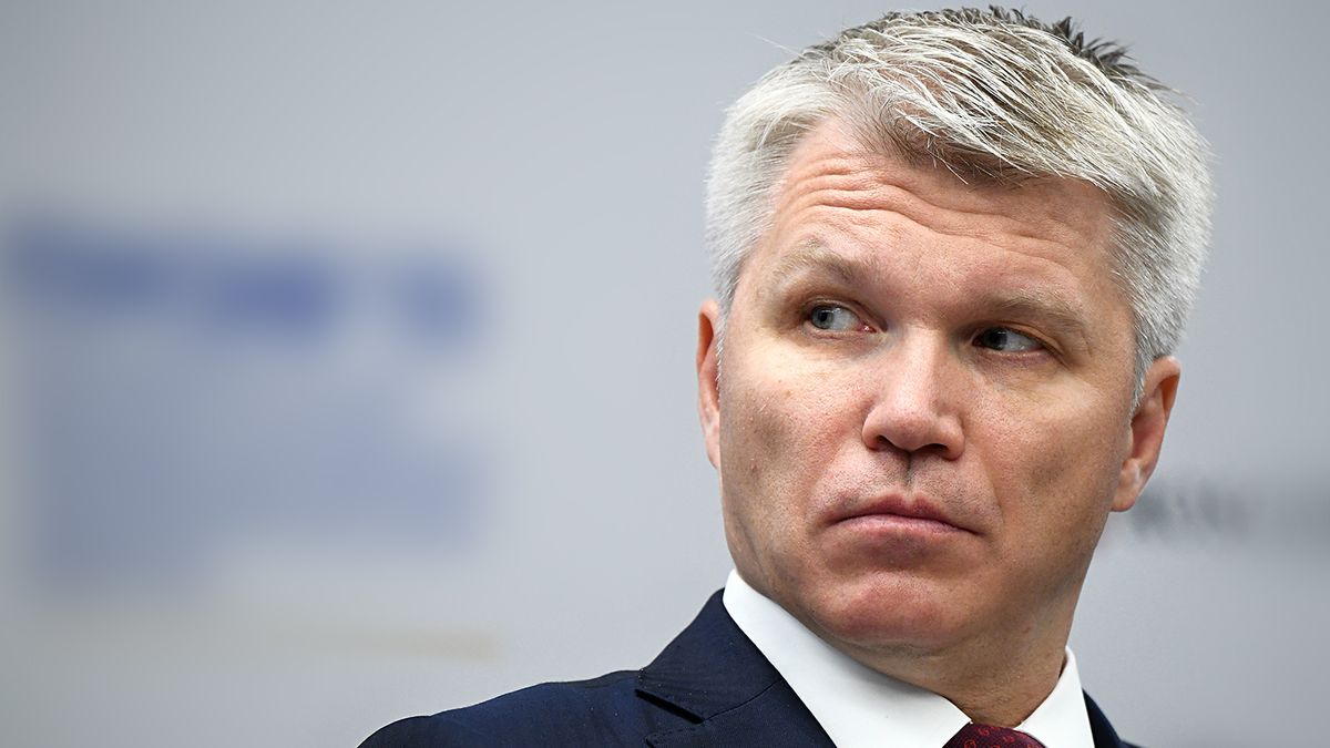 «Крайне неприятно». Российские спортсмены на параде открытия Универсиады в Германии были в полностью белой форме