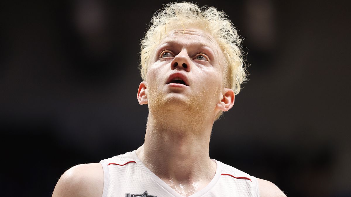 Адвокат задержанного в Париже российского баскетболиста рассказал, когда состоится следующее слушание по делу