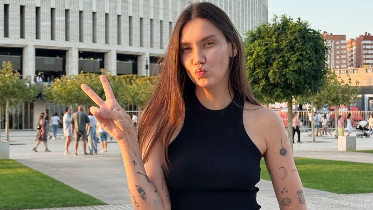 Жена футболиста Смолова раскритиковала знаменитый бренд одежды: «Рекомендую вообще не тратить деньги»