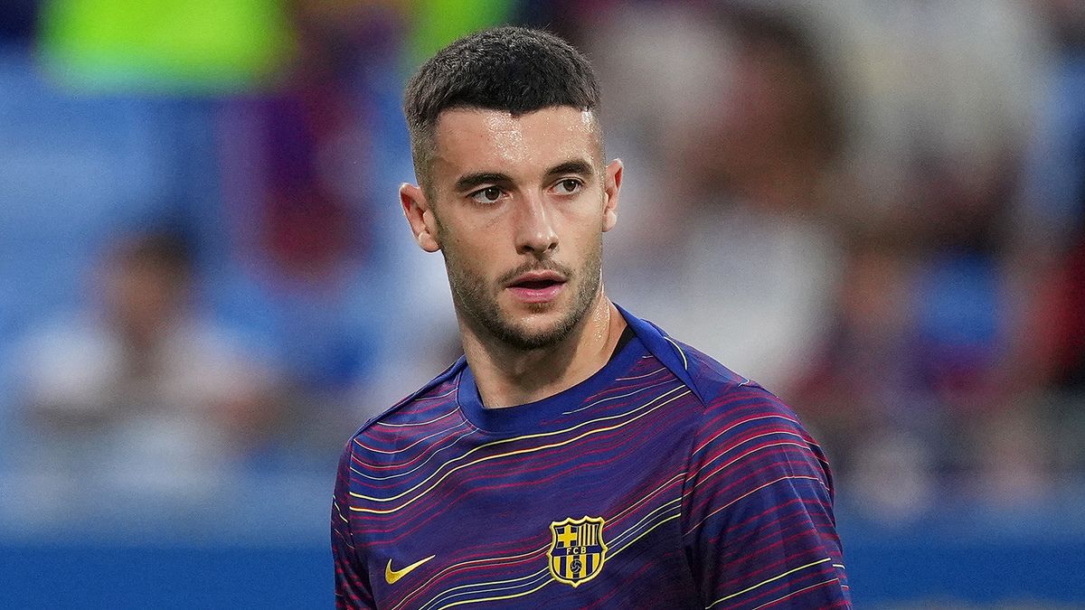 Флик поддержал нового вратаря «Барселоны», грубая ошибка которого позволила «Овьедо» открыть счет