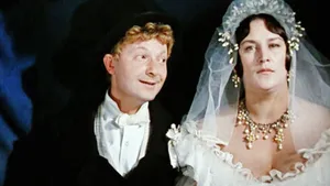 Великий Довлатов объяснил, кто в браке всегда имеет преимущество: с его словами сложно поспорить