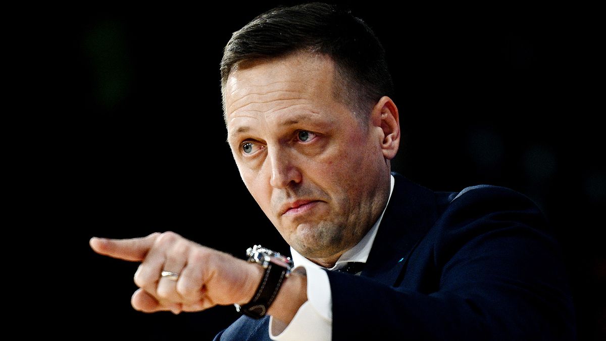 Экс-тренер «Зенита» возглавил «Барселону»