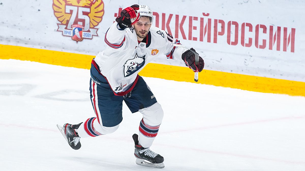 «Сибирь» заключила пробный контракт с нападающим Лещенко