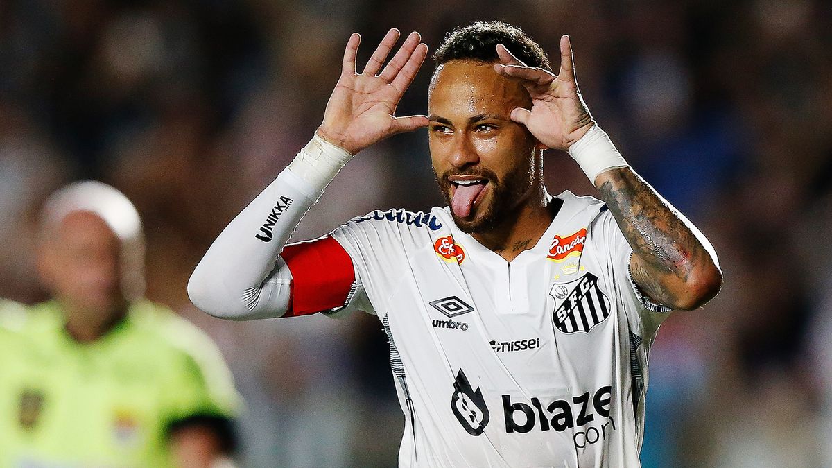 Хет-трик Неймара помог «Сантосу» добыть важные 3 очка в борьбе за выживание