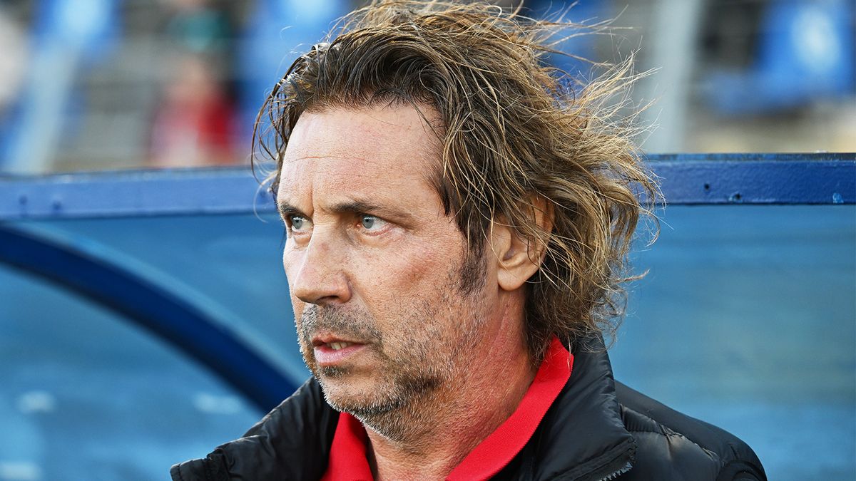 Мостовой: «Зенита» не было на поле в первом тайме, а Солари нарушает. Зачем ты это делаешь, что это такое?»