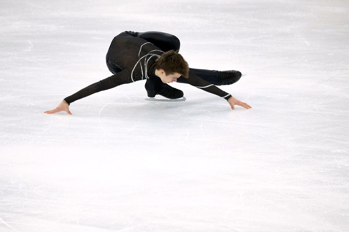 Губки бантиком Щербаковой, синие очки Косторной, Трусова в будоражащем топе. Воссоединение великого трио ТЩК: Фото