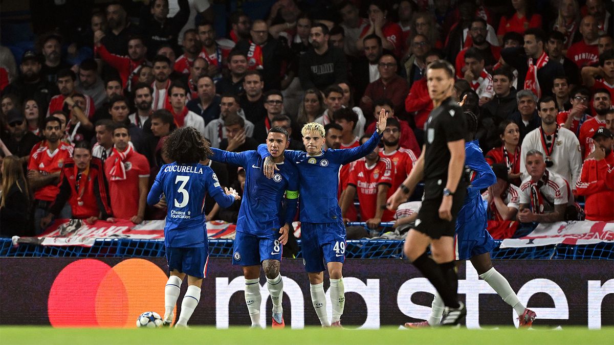 «Челси» обыграл «Бенфику» и одержал первую победу в Лиге чемпионов