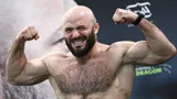 Мага Исмаилов шокировал, побив экс-претендента на пояс. Дуродола не смог выиграть у дебютанта и раунда