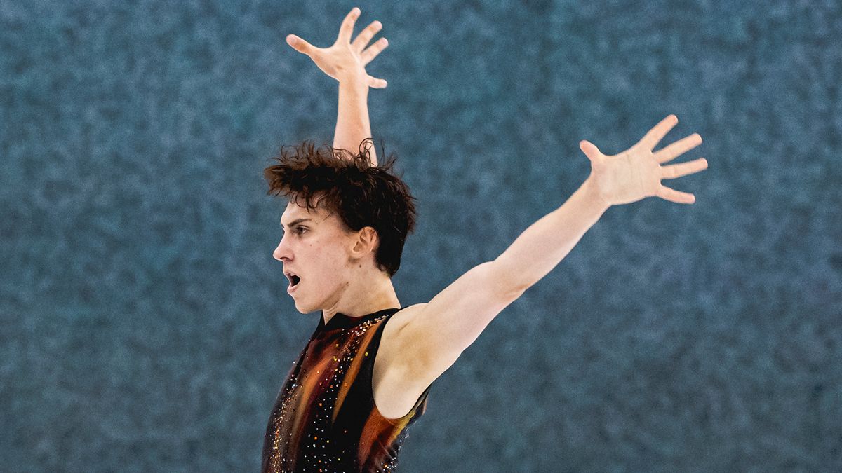 Фигуристу Желтышеву запретили въезд на ЧМ в Эстонию из-за паспорта России