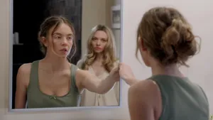 Посмотрела нашумевший триллер «Горничная» с Сидни Суини: ее грудь хороша, но вот фильм…