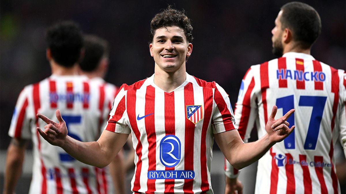 «Атлетико» забил «Тоттенхэму» 4 гола за полтайма. Вратарь Кински был заменен на 17-й минуте