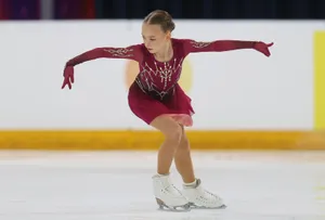 Звездочки Тутберидзе помогли Трусовой стать королевой КПК-2025. А турнир возродил дуэль гениев Лазарева и Федотова