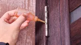 Протираю майонезом обувь и дверные петли: продукт выручает в бытовых ситуациях