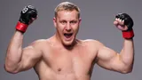 Сергей Павлович поднялся на 1-е место в рейтинге тяжеловесов UFC