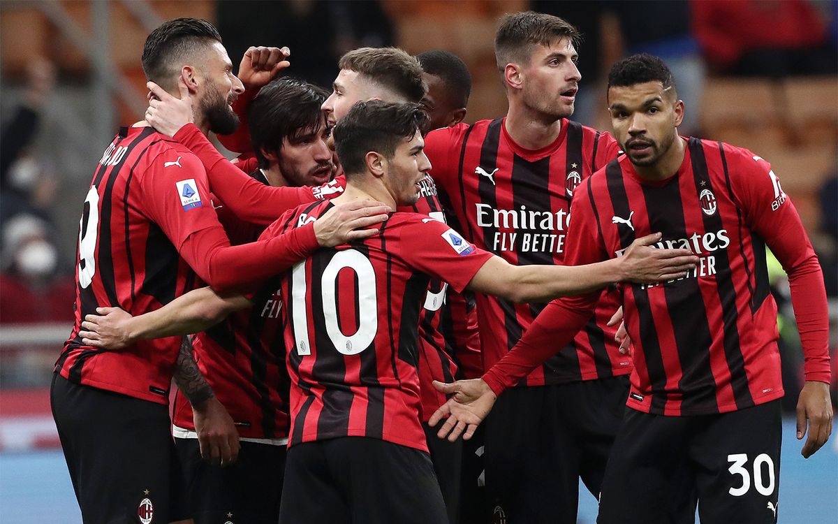 «Наполи» и «Милан» объявили стартовые составы на матч 31-го тура Серии А