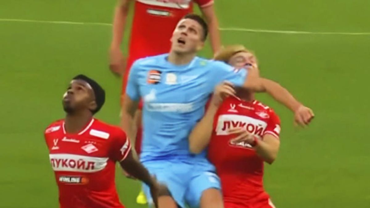 ЭСК согласился с Мажичем: судья ошибочно не удалил Соболева в матче «Зенит» — «Спартак»