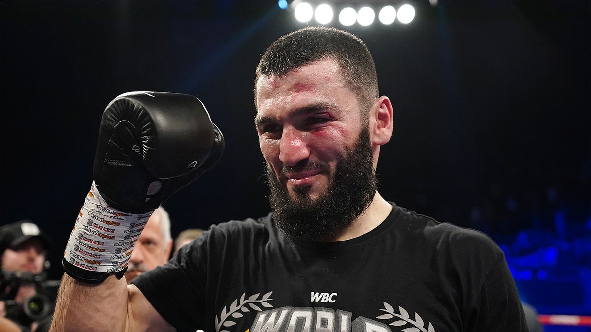 Бетербиев пятью словами отреагировал на победу Петра Яна над Двалишвили