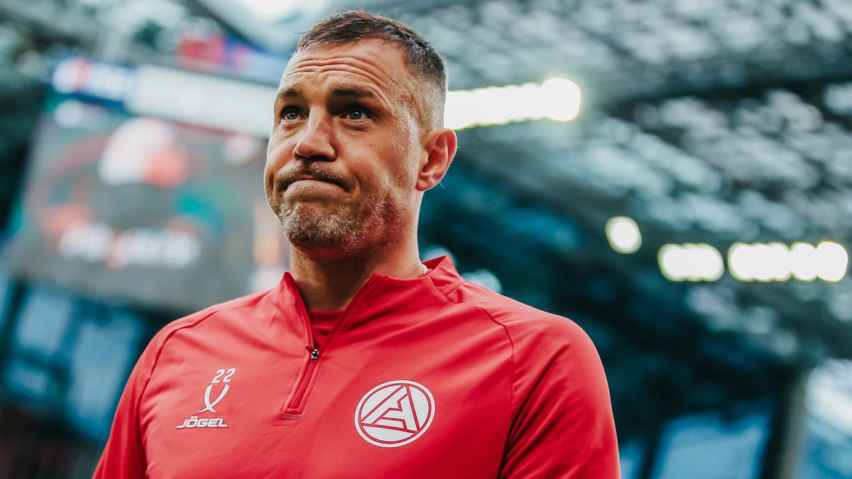 «Ахмат» оштрафовали за скандирования болельщиков в адрес Дзюбы