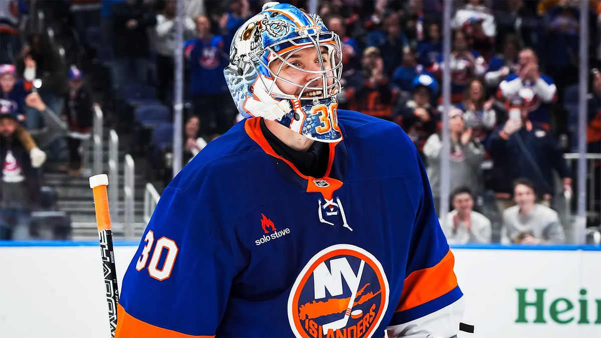 26 сэйвов Сорокина помогли «Айлендерс» победить «Вегас»