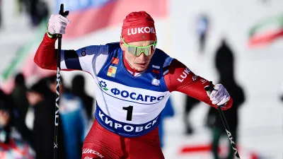 Александр Большунов