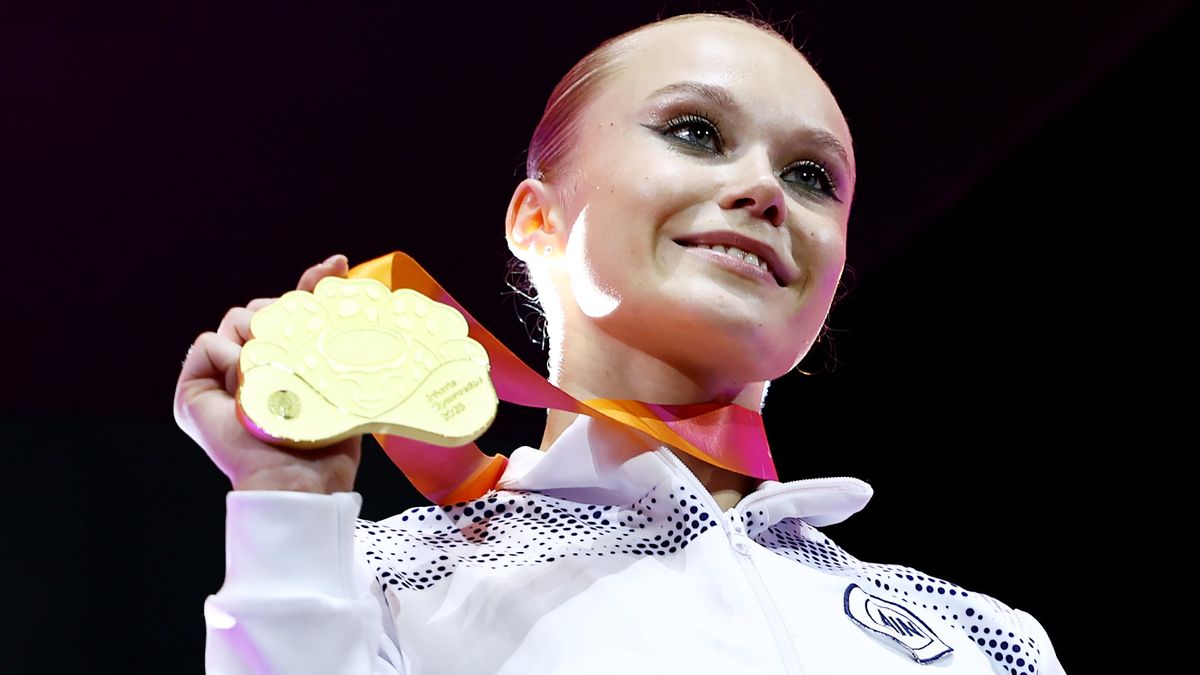 Великую русскую гимнастку Мельникову убрали из состава немецкого клуба. Мерзкий поступок политиков