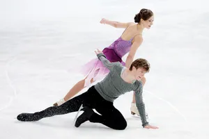 Главных русских фигуристов-юниоров лишили стажировки в США из-за политики. Мы с ними поговорили