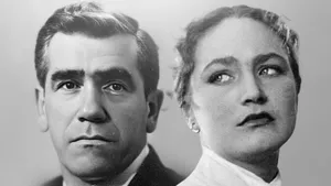 В нее были влюблены все мужчины СССР, а она каталась на капоте автомобиля героя войны. История об актрисе Хитяевой