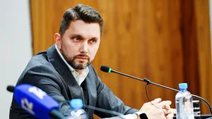 «В хоккее пленников быть не должно. Нужно менять не регламент КХЛ, а отношения». Разговор с боссом «Торпедо»