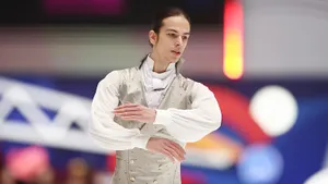 Москва — фигурная столица России! Гуменник пошел на 5 квадов, получил огромные баллы, но Петербургу это не помогло