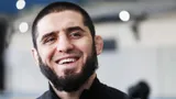 Уничтожал великих чемпионов, крушил вечные рекорды и превзошел Хабиба. Как Махачев стал легендой UFC