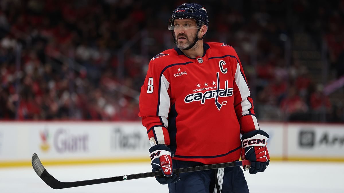 «Вашингтон» с Овечкиным проиграл «Айлендерс», у Сорокина 22 сэйва