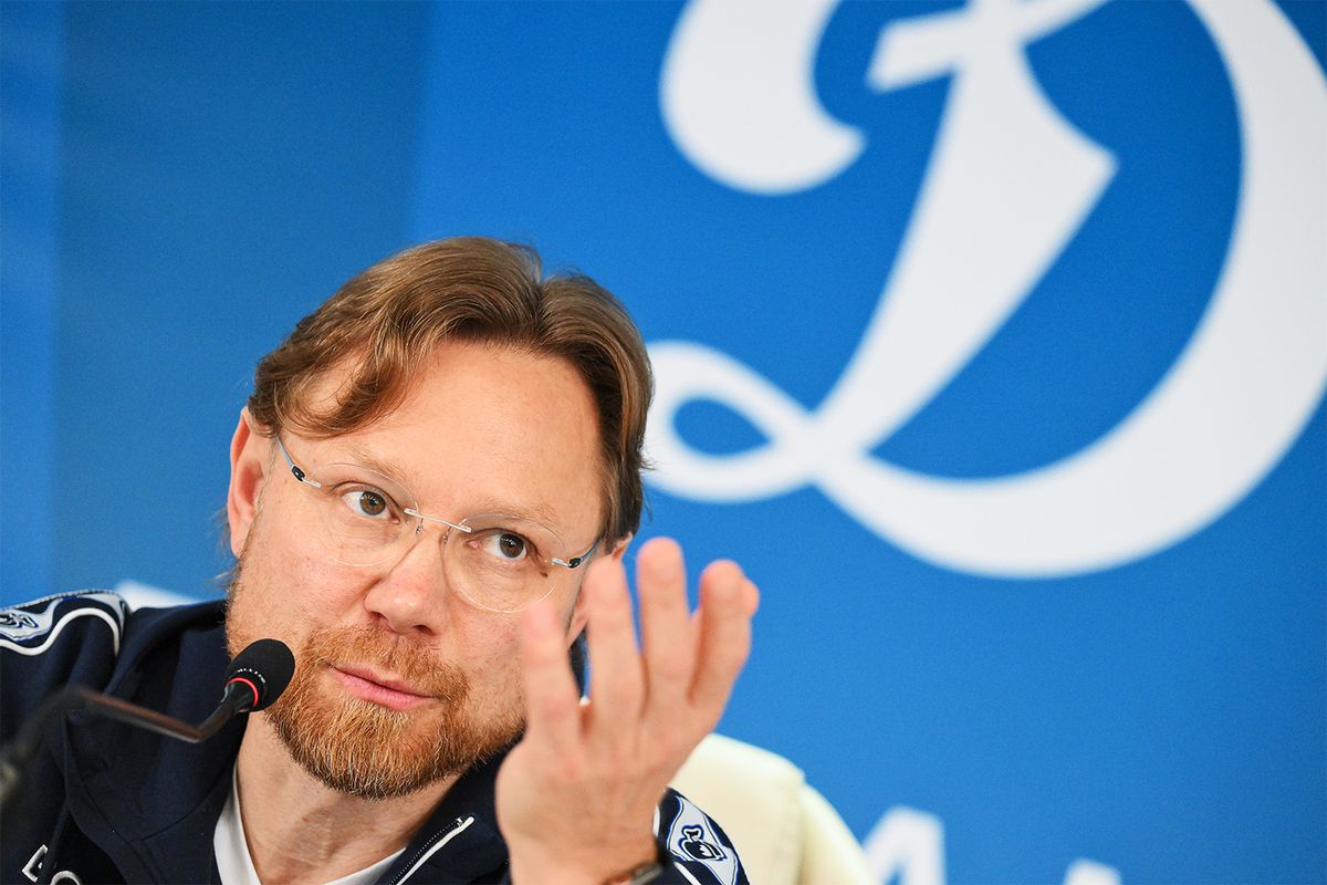 Лещук высказался о слухах, что игроки «Динамо» собираются сливать Карпина из клуба