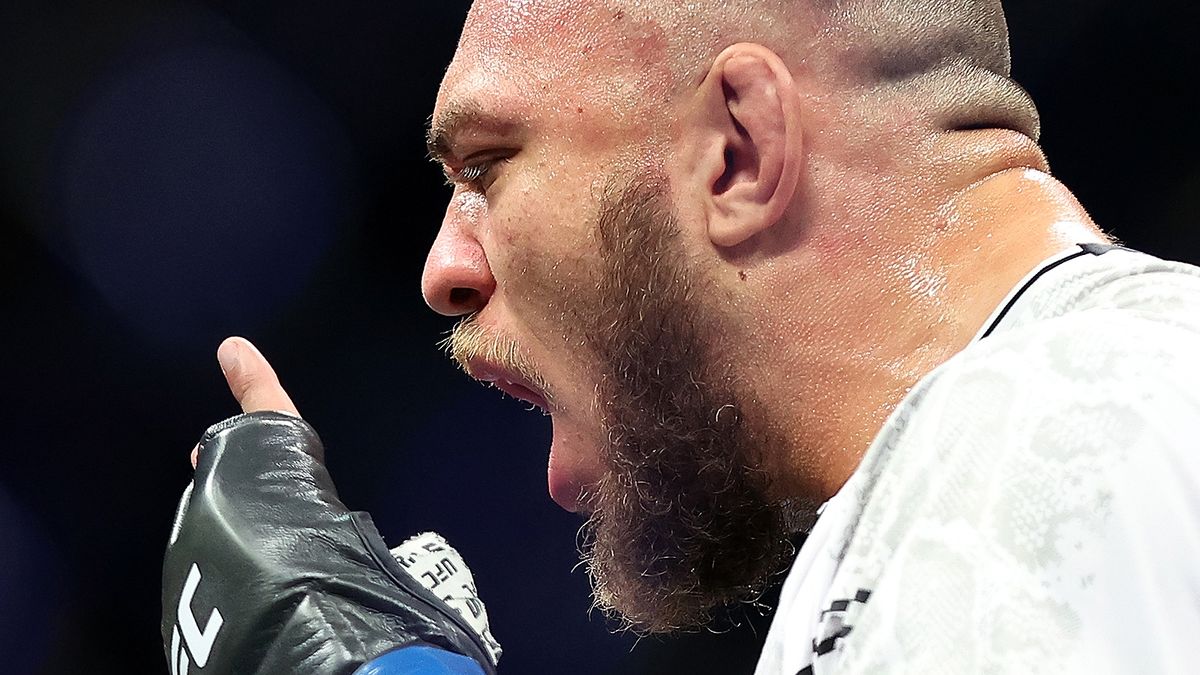 Гражданство России предложили дать бразильцу из UFC после того, что он сделал в США: «Это дорогого стоит»