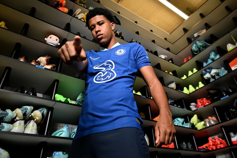 chelseafc.com