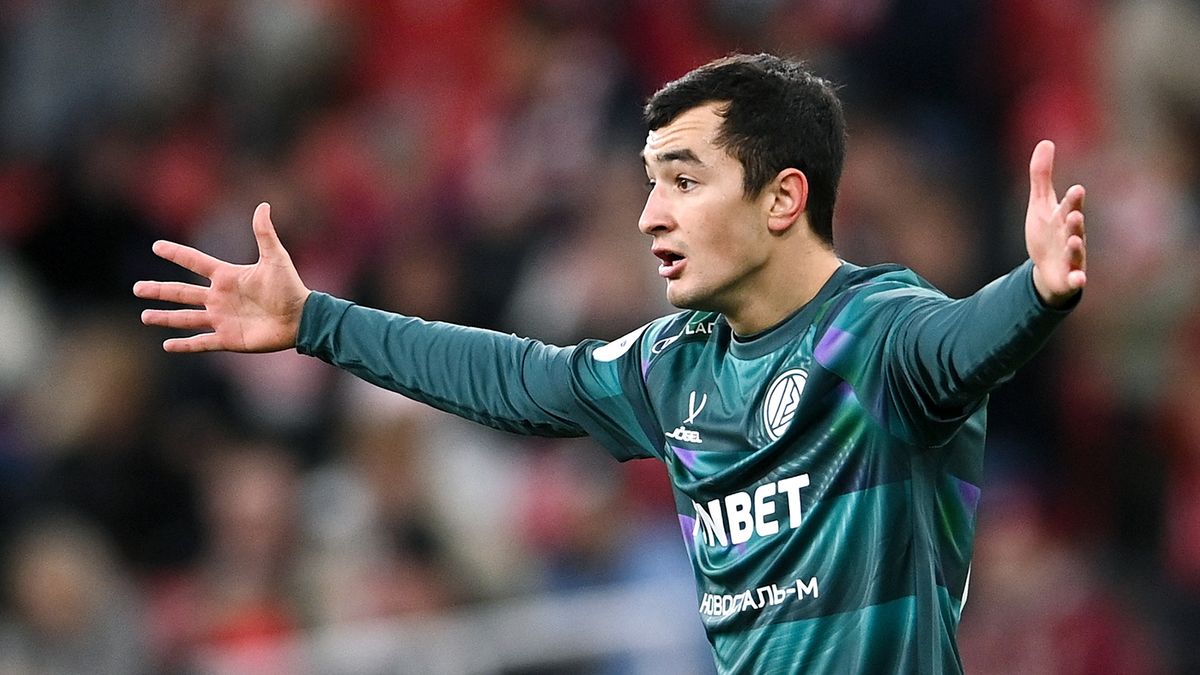 Артур Галоян сменил «Торпедо» на «Шинник»