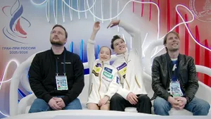 Молодые дуэты школы Тутберидзе сражаются за подиум на Гран-при. Именно они — будущее парного катания России