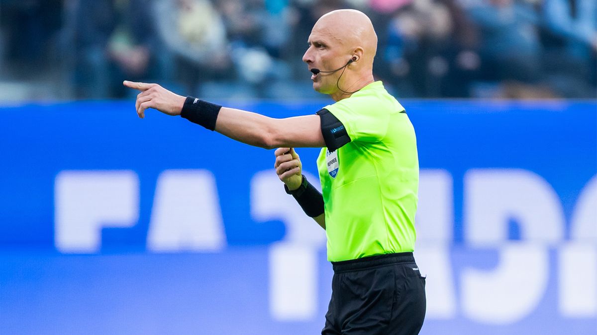 Спортивный директор Спартака обвинил Карасева в поражении от Зенита: Исход игры был решен судьей