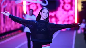 Щербакова победила, Медведева сразила всех неожиданным трюком. Топ-турнир в самом центре Москвы