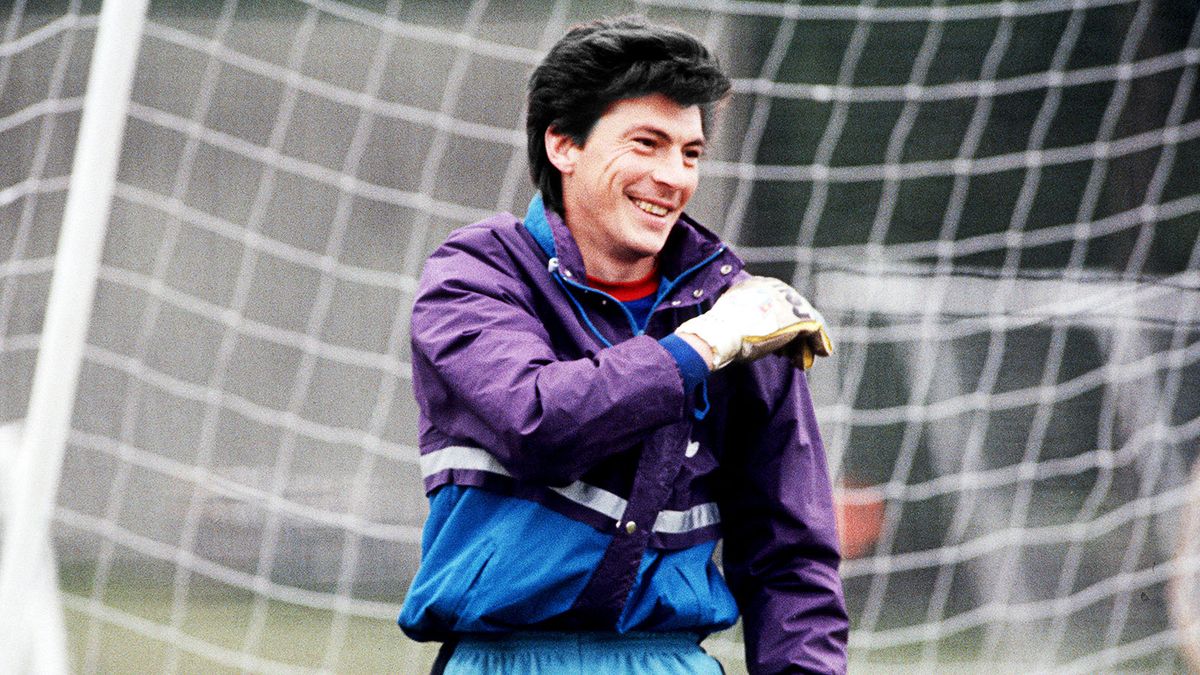 Дасаев: «Желание заехать в гости к «Севилье» есть. Я постоянно ездил в Испанию, сейчас с этим тяжелее»