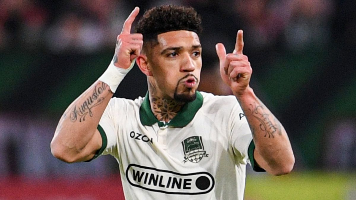 Футболист «Краснодара» Аугусто рассказал, что не обращает внимание на красоту девушек в России: «Мне все равно»