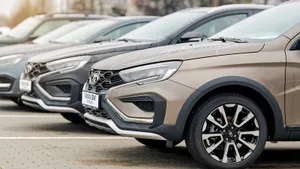 6 млн рублей за разбитую «Весту»: неожиданная концовка истории с заклинившим рулём